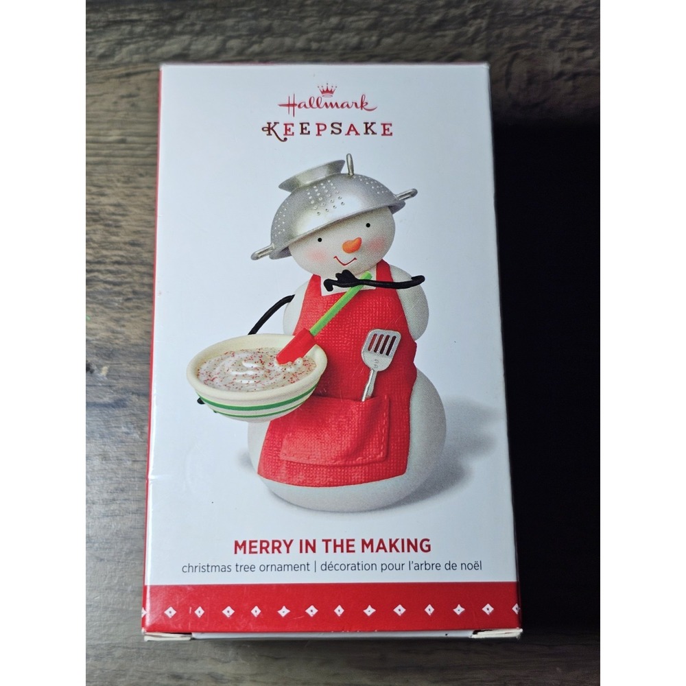 2015 Hallmark Keepsake Ornament Limited Edition "Merry in the Making" NIB
